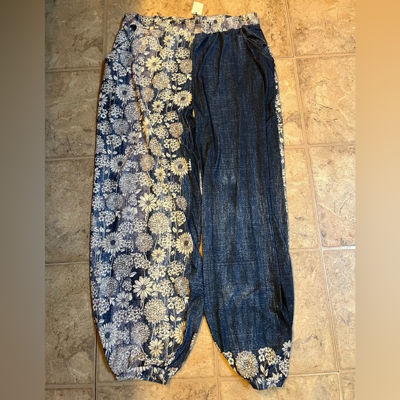 Lily Pants - NWT Lily brand pants